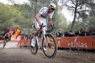Mathieu van der Poel impérial KEYSTONE/EPA EFE/MANUEL LORENZO